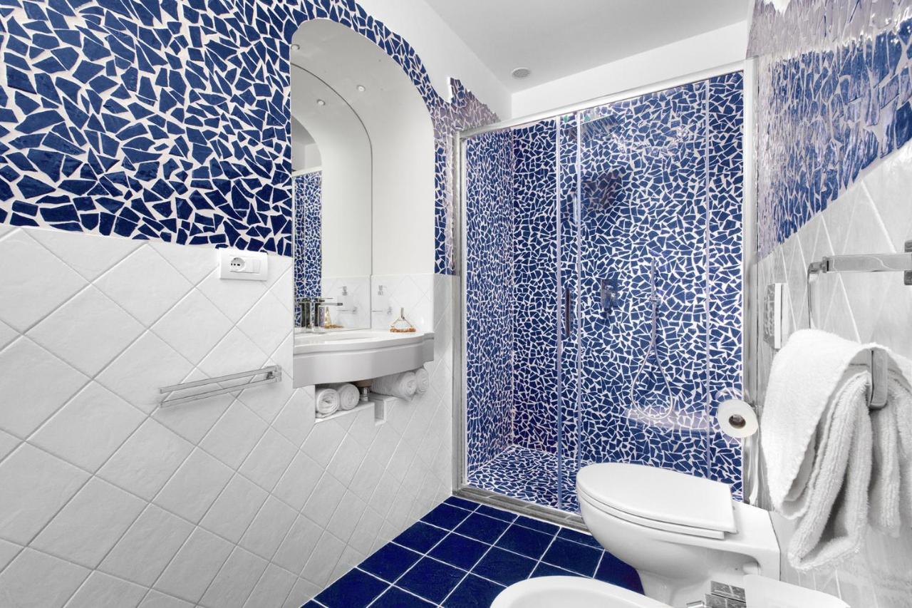 Amore Rentals - Casa Bluedream Positano Buitenkant foto